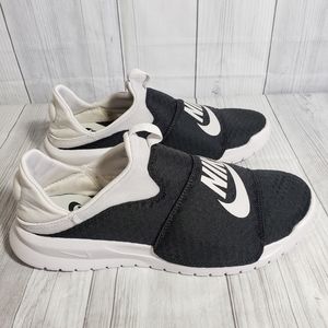 Nike Benassi Slip On Mens Black White Shoes Size 9